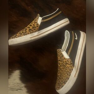 Nike Court Legacy Slip Cheetah Print